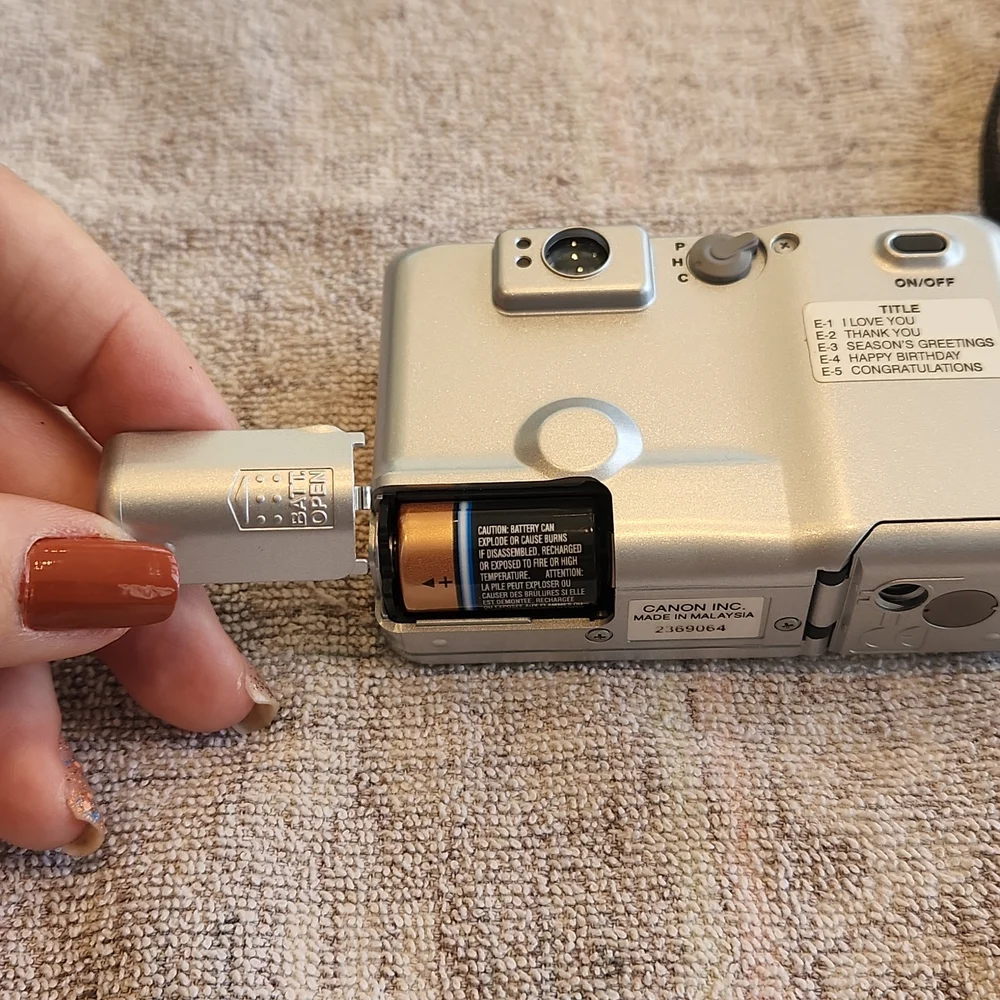 Canon Elph Jr Camera
